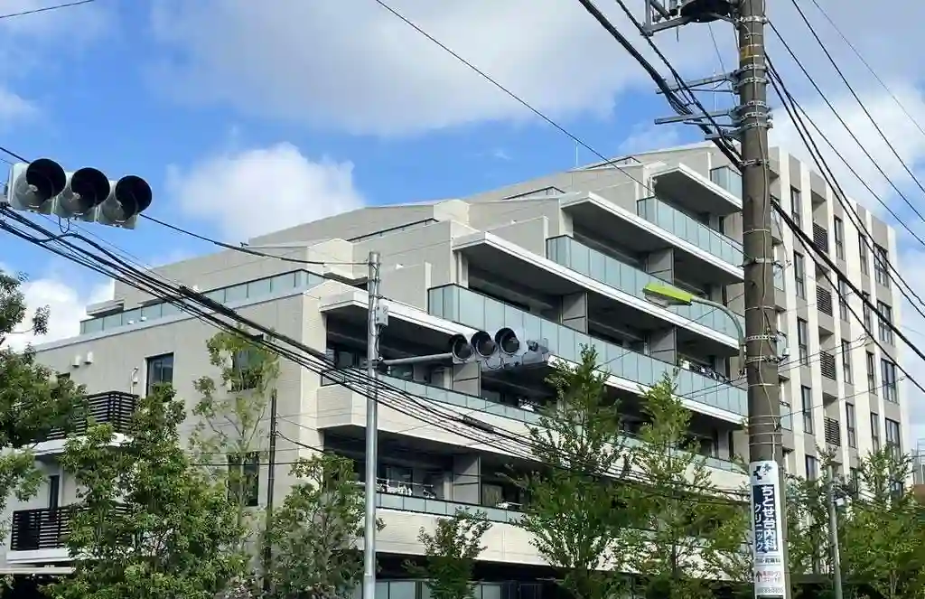 プラウド千歳烏山アベニュー 外観