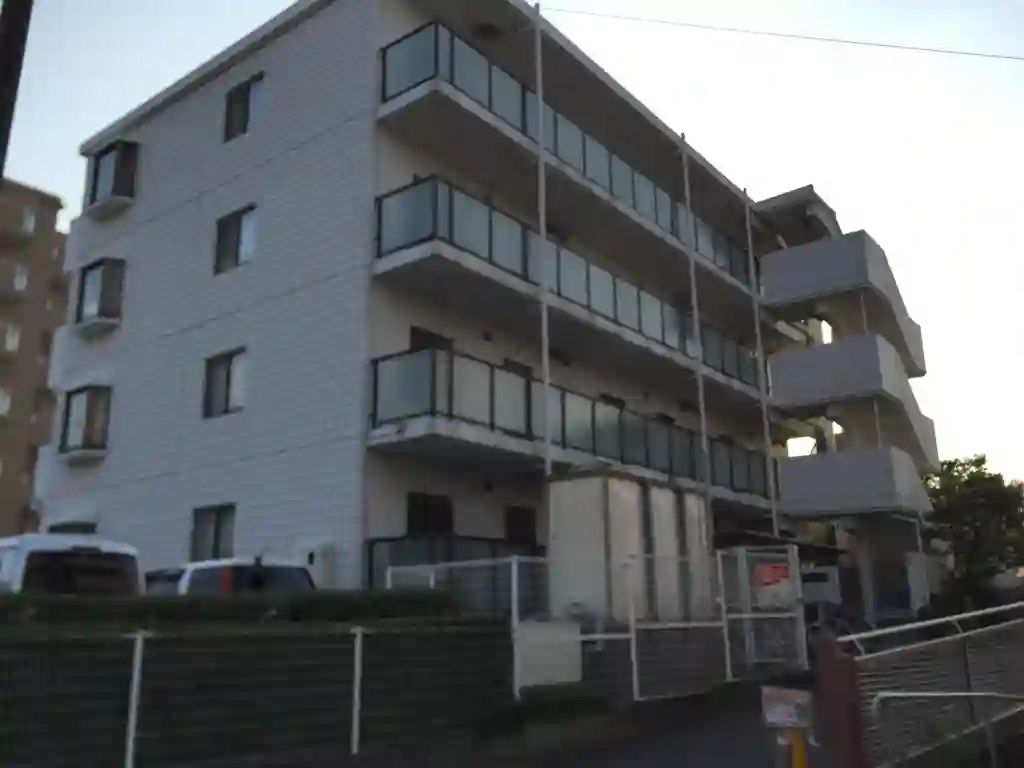 リベラル中の瀬 外観