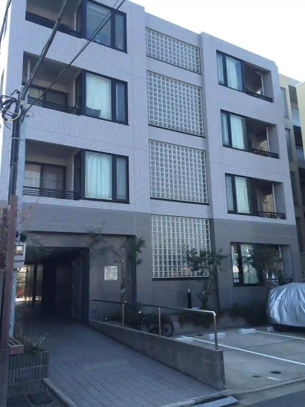 ラ・エスタシオン 外観