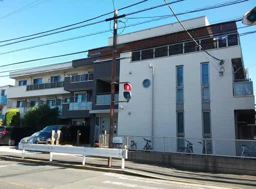 モコアール 外観