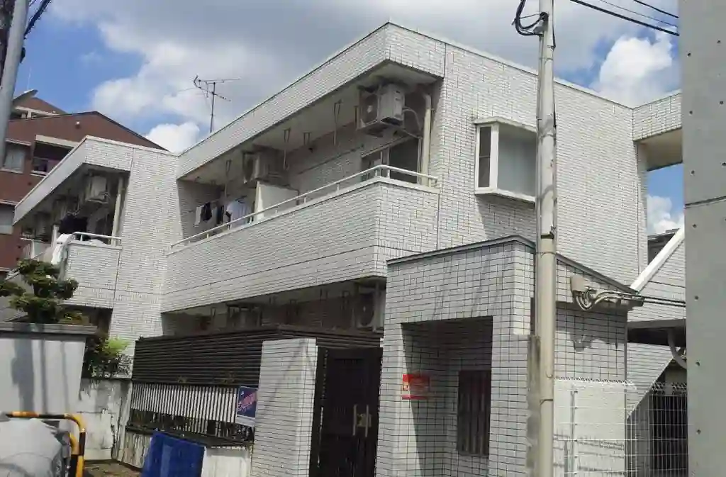 ホワイトネストイケダ 外観
