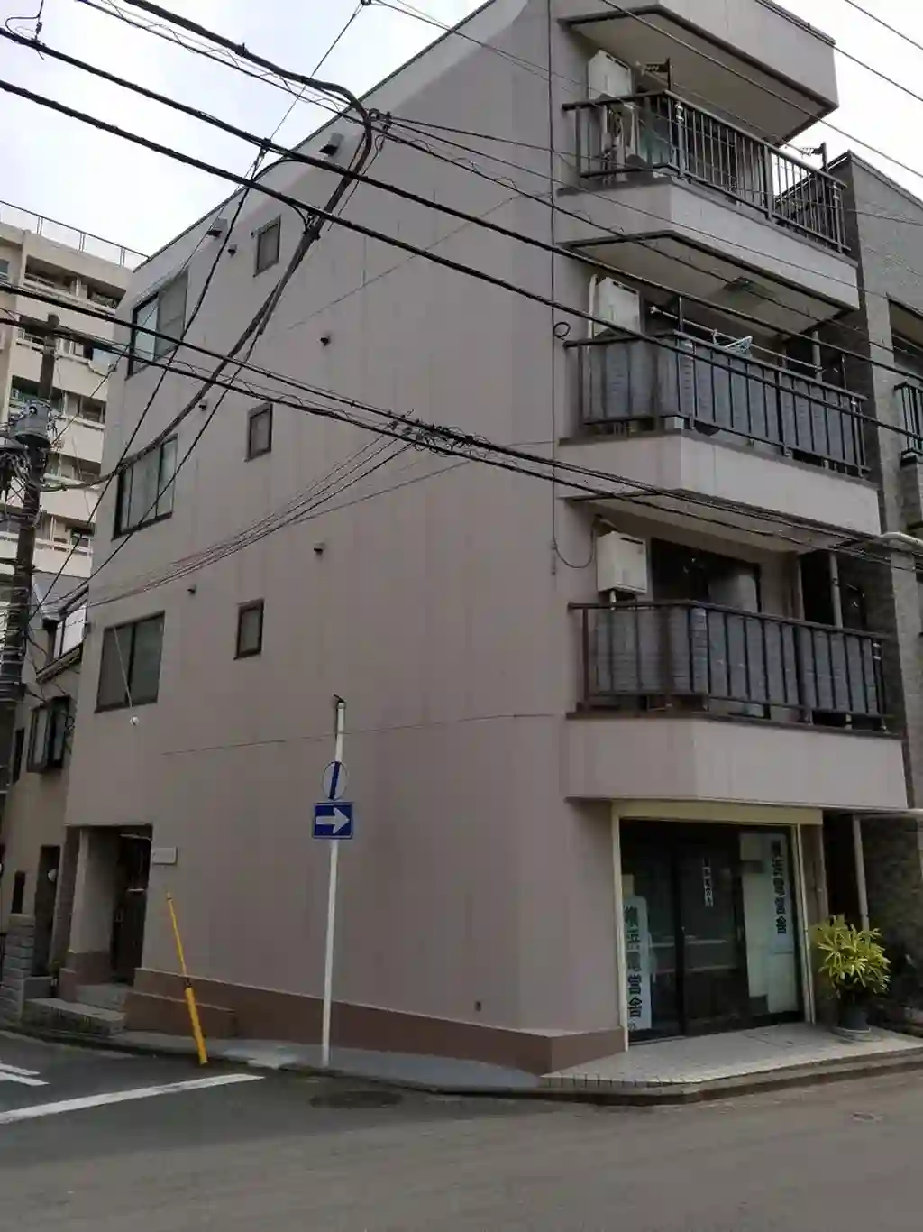 ベルメゾンミワ 外観
