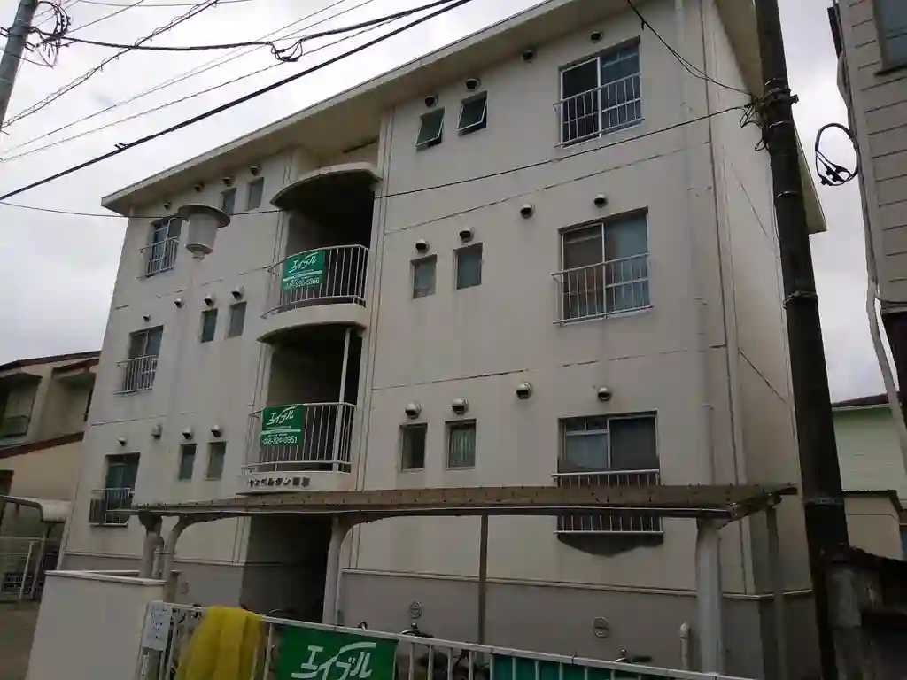 シャンベルタン草加 外観