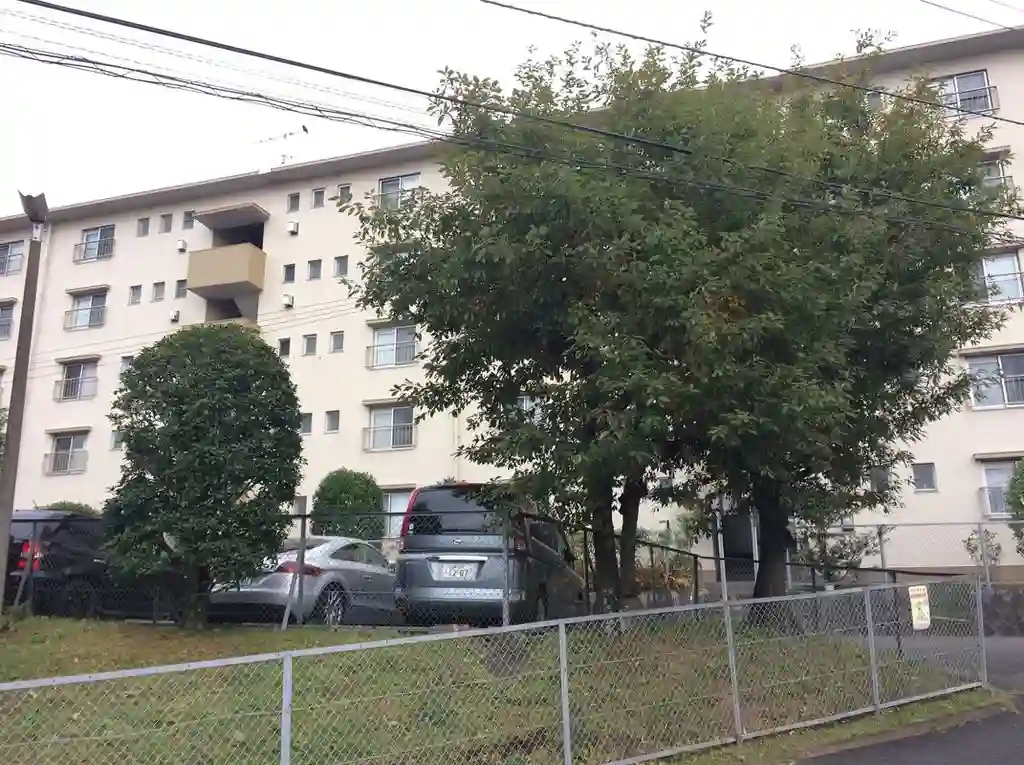 寺尾台団地8号棟 外観