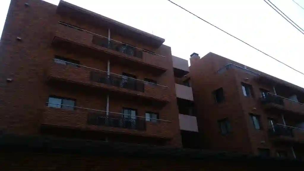 ペアシティ花房山 外観