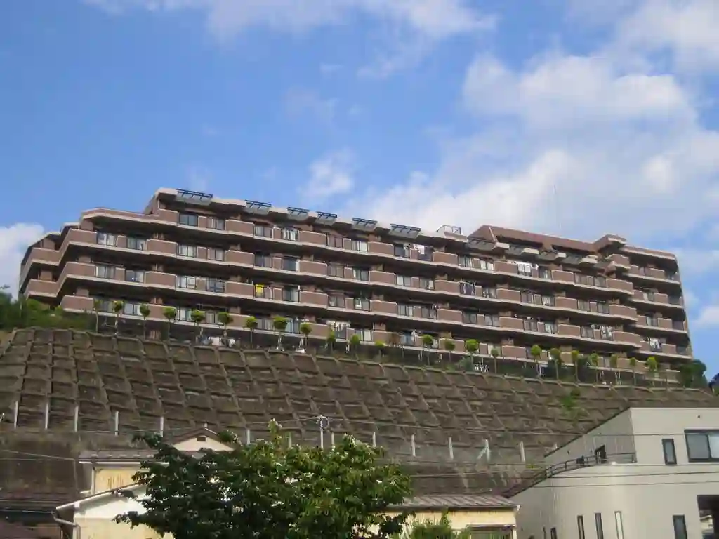 ニューパース横濱弘明寺 外観