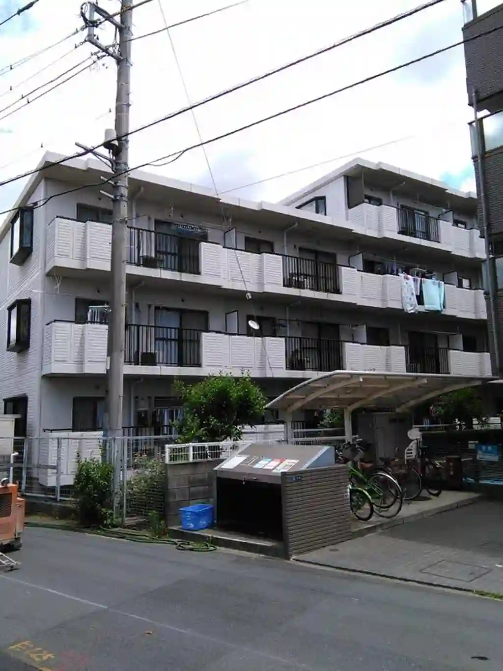 マンションカネマツA 外観
