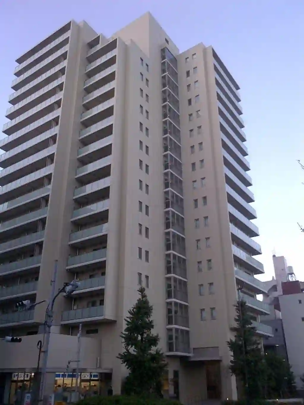 プラウド本郷ヒルトップ 外観