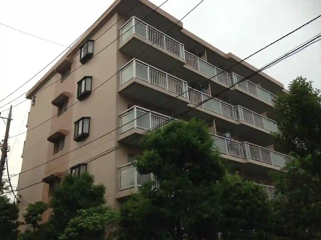 エステート浦和団地5号棟 外観