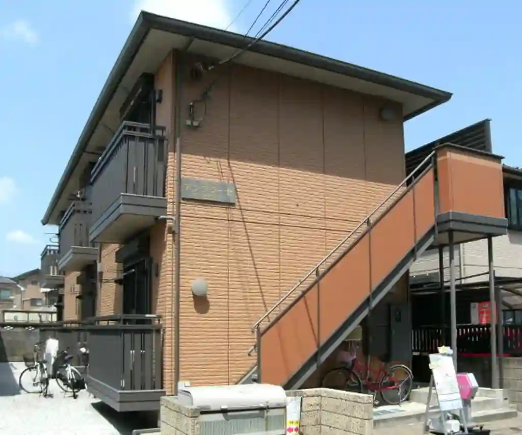 アンフラーゼ 外観