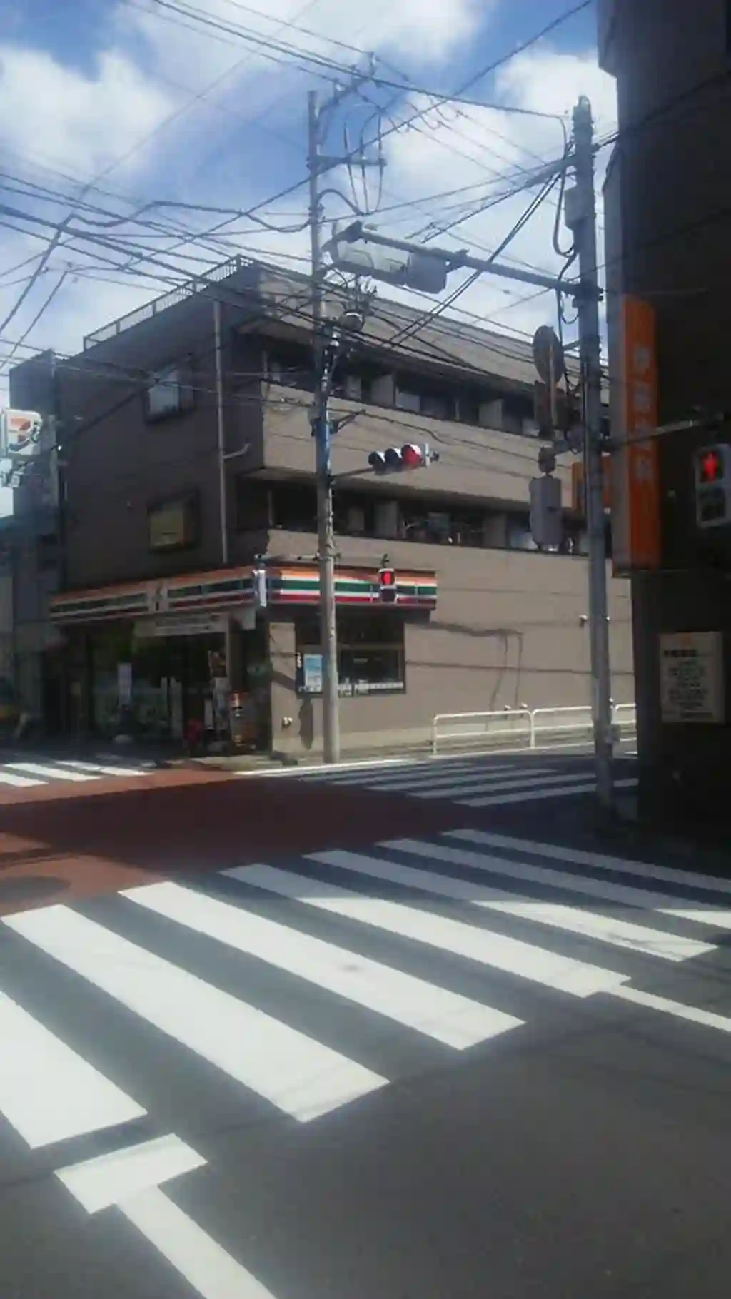 プラサンヌサワ 外観