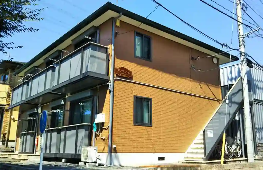 ディアス・S 外観