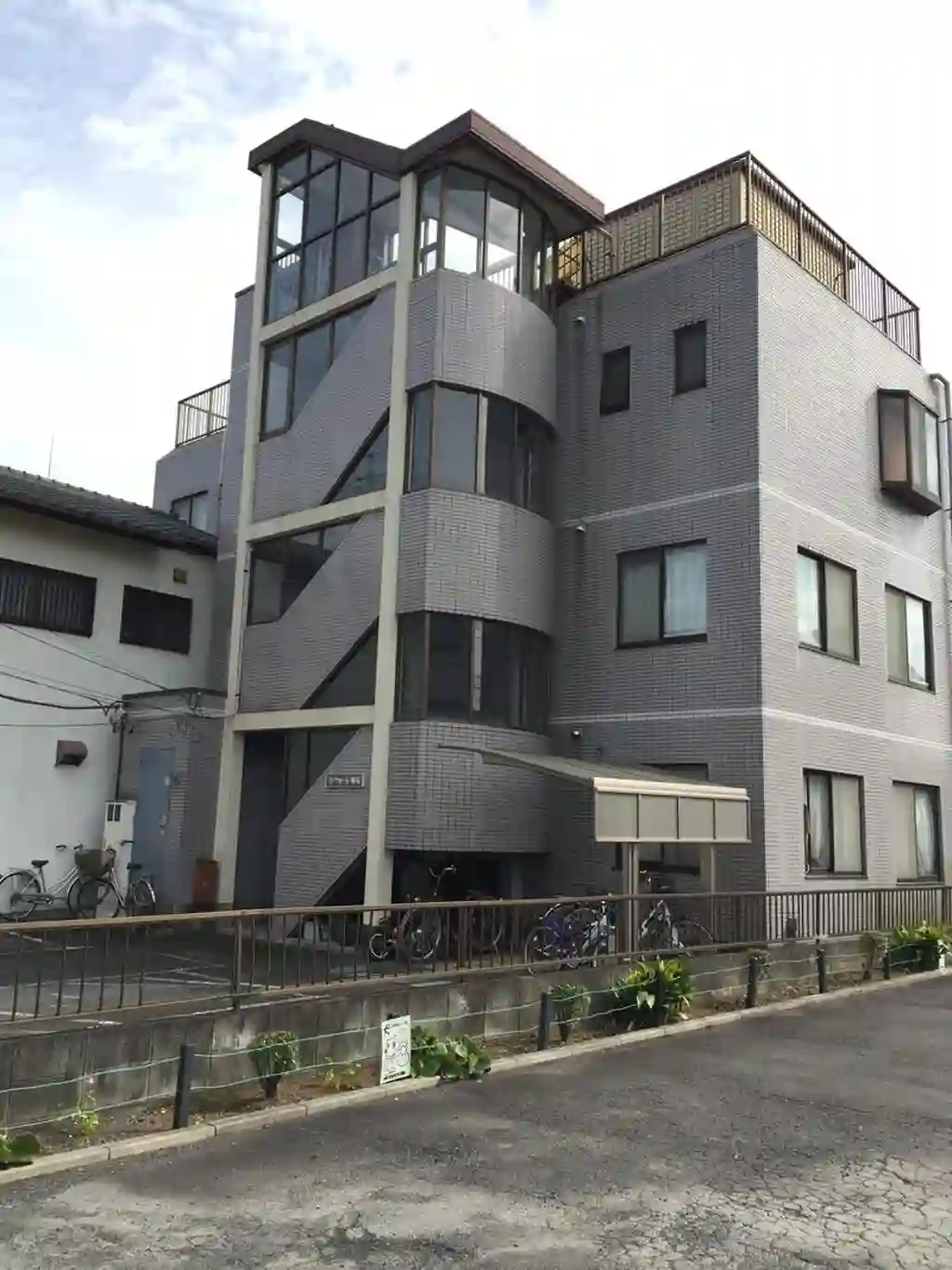 ラフォーレ紫苑 外観