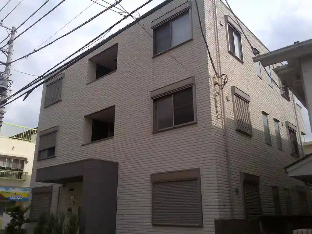 エムズ 外観