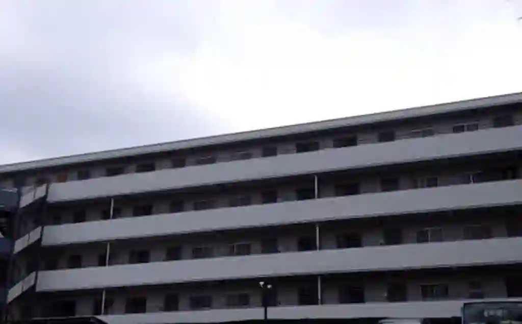 コンド向原 外観