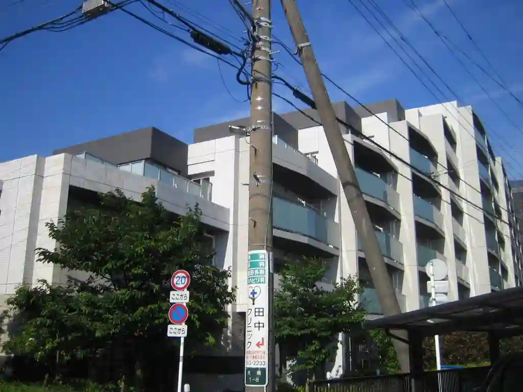 プレミスト横濱弘明寺 外観