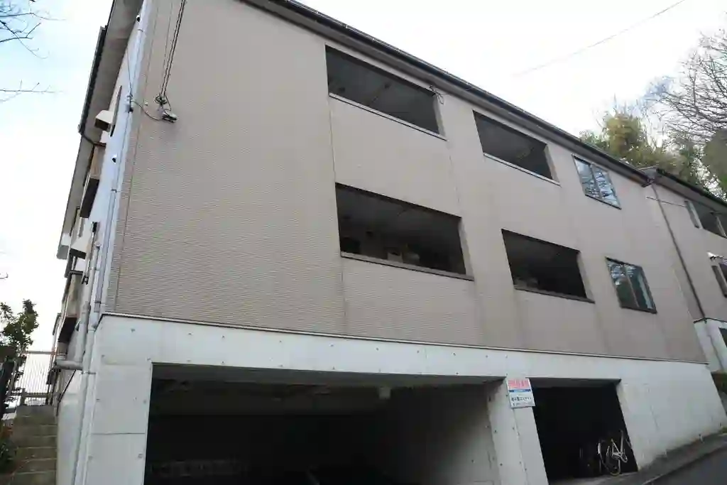 ハイツナカヤマ 外観