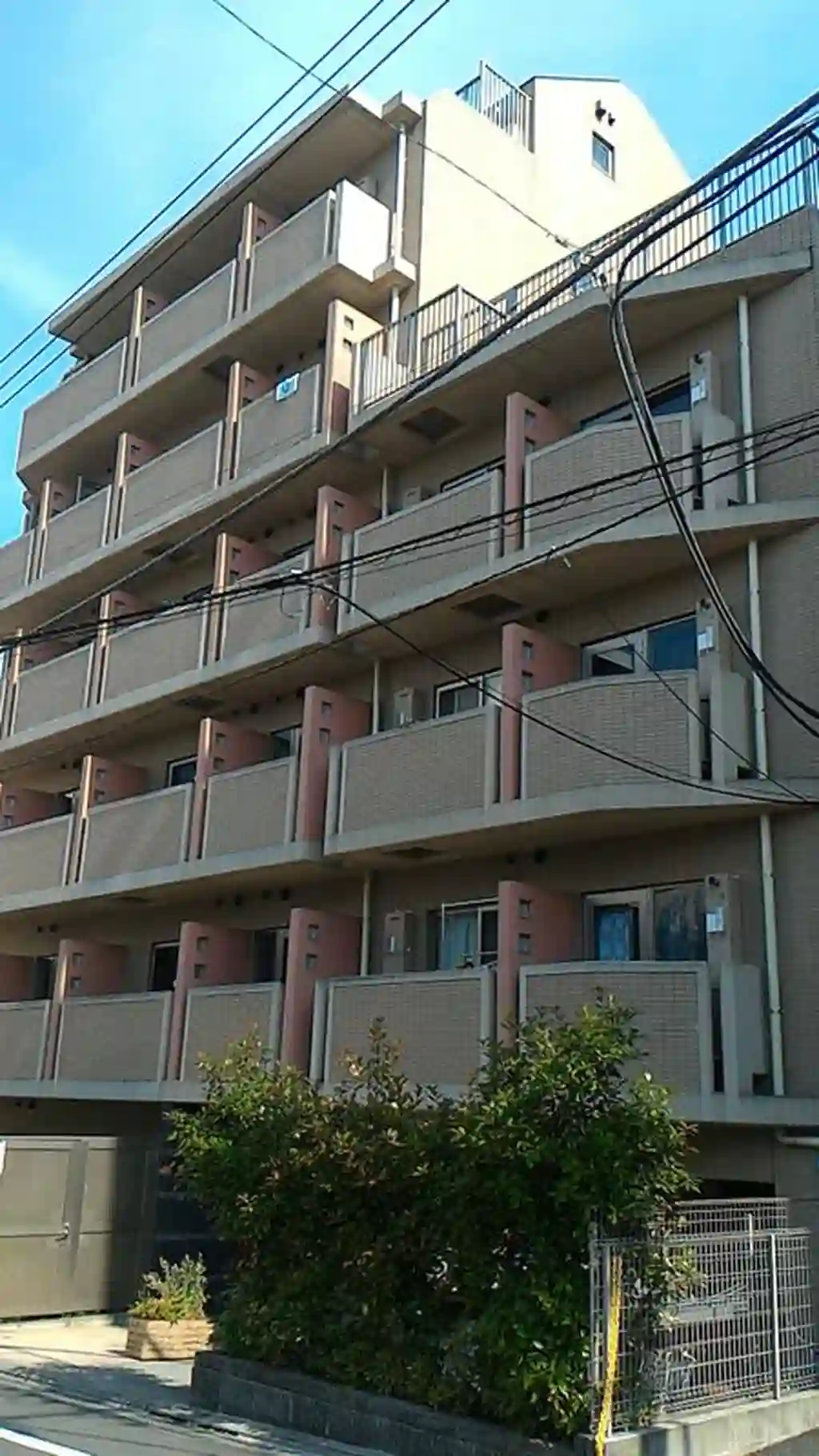 アペルト西新宿 外観