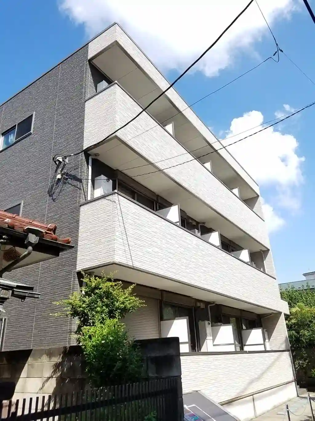 DEN-EN 外観