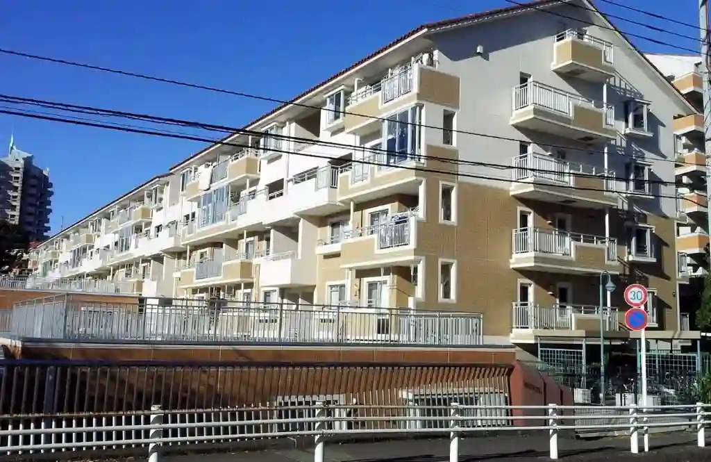 ベルコリーヌ南大沢5-6-6号棟 外観