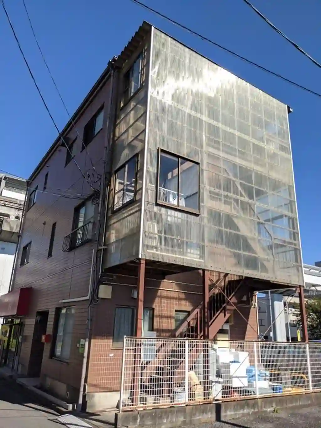 ステップ I 外観