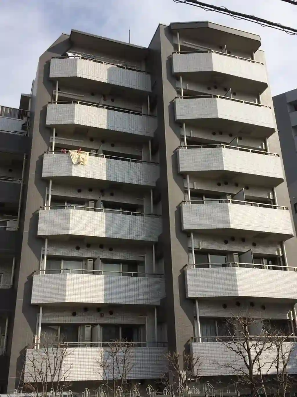 エルフラット白山 外観