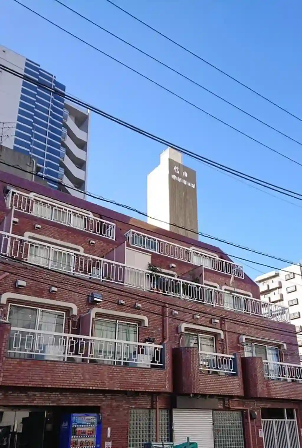 信用マンション 外観