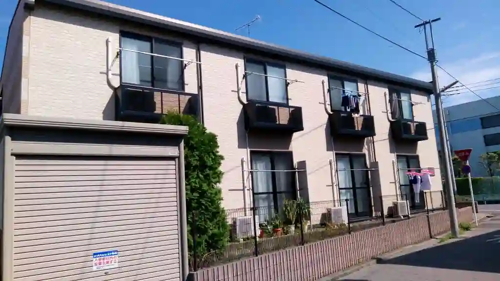 レオパレスウェルストン I 外観