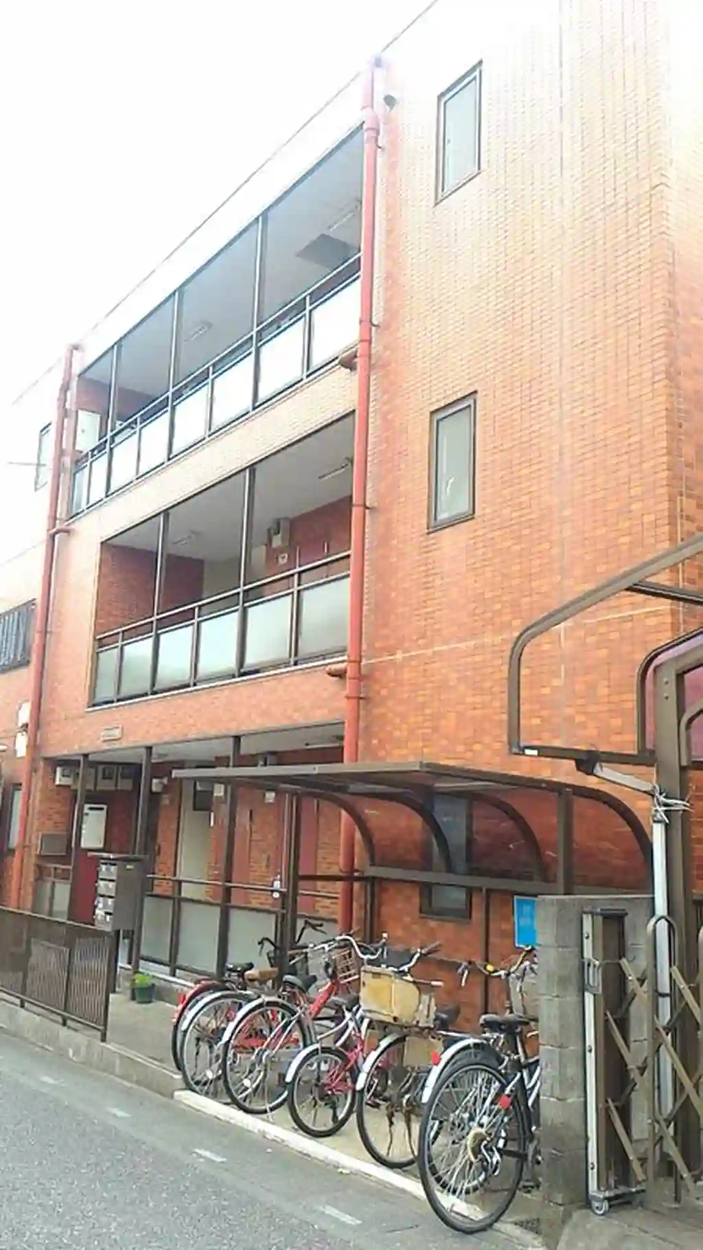 ドミール日進 外観