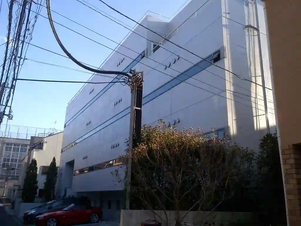 百番館 外観