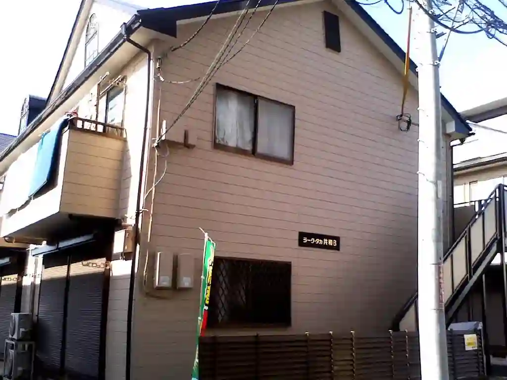 S・ラークタカ共和B 外観