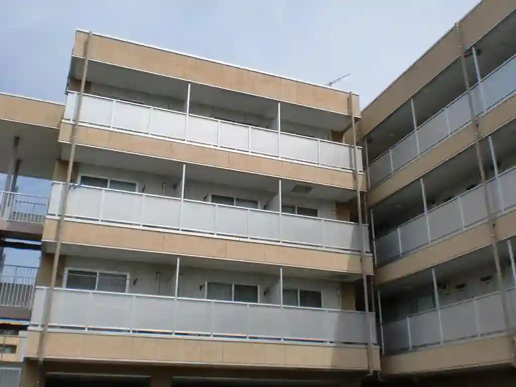 レオパレスひえだ 外観