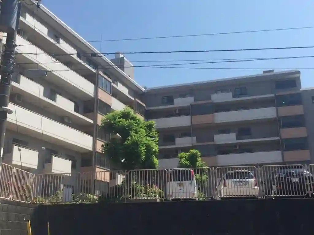 東急ドエル江田ロビニア 外観