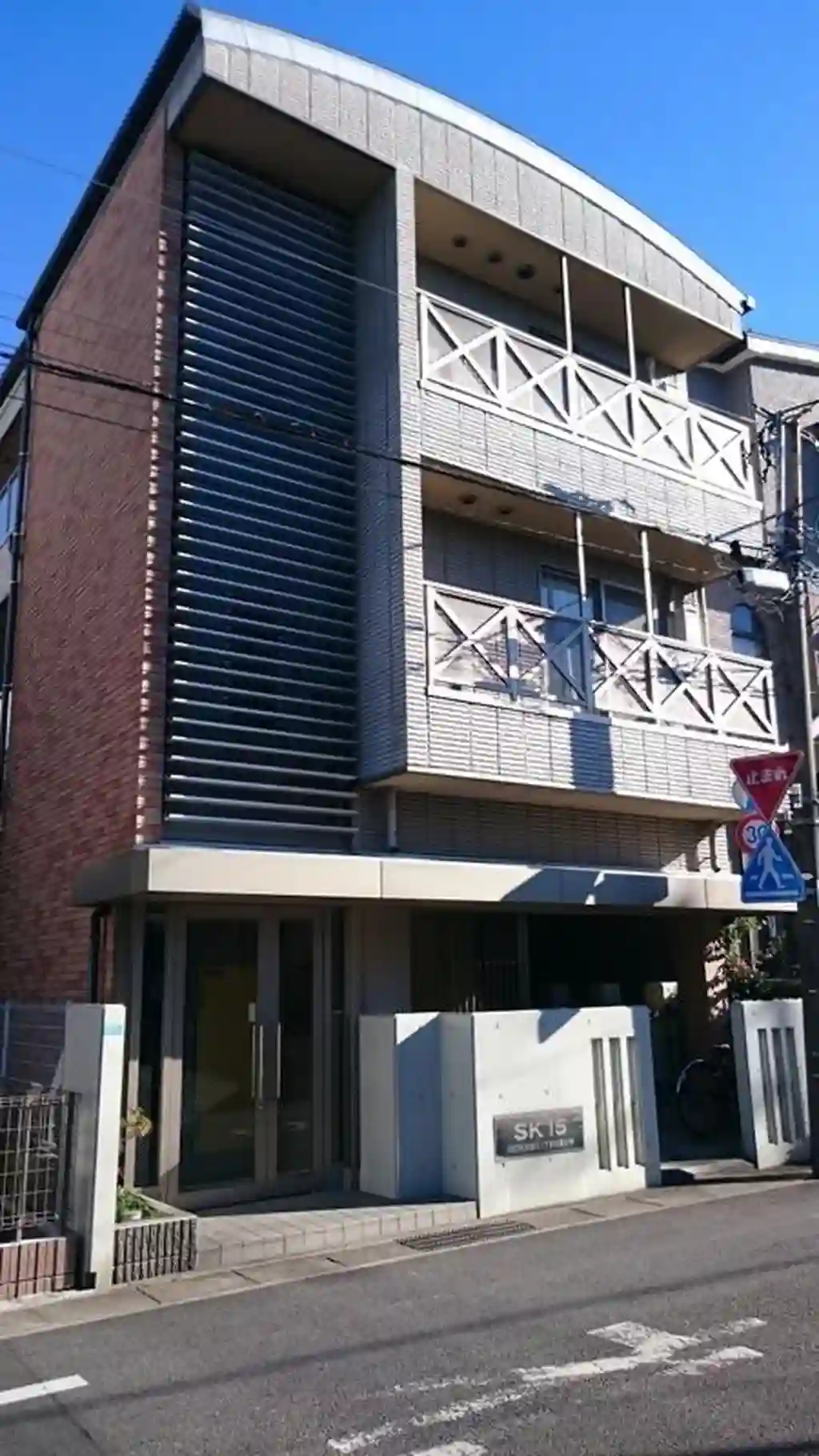 SK15 外観