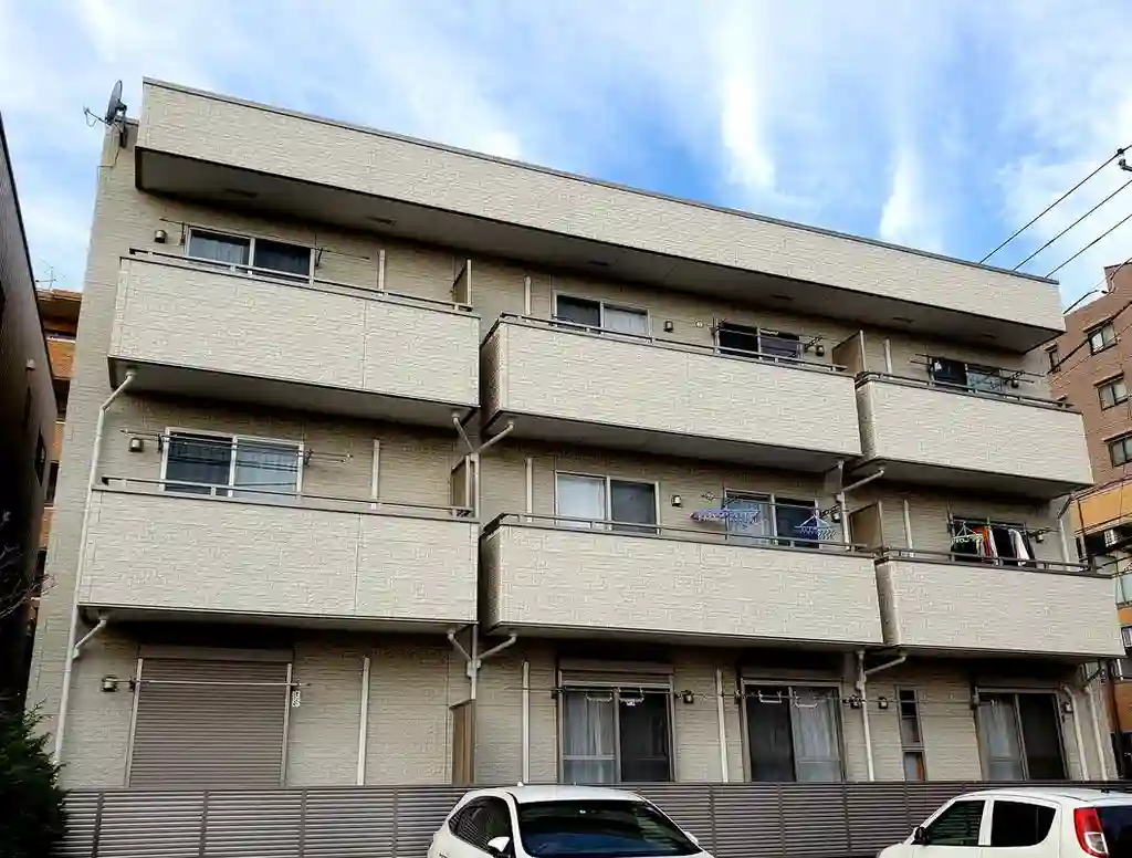 SAFIRO 外観