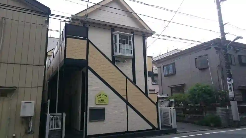 トラストハウス 外観