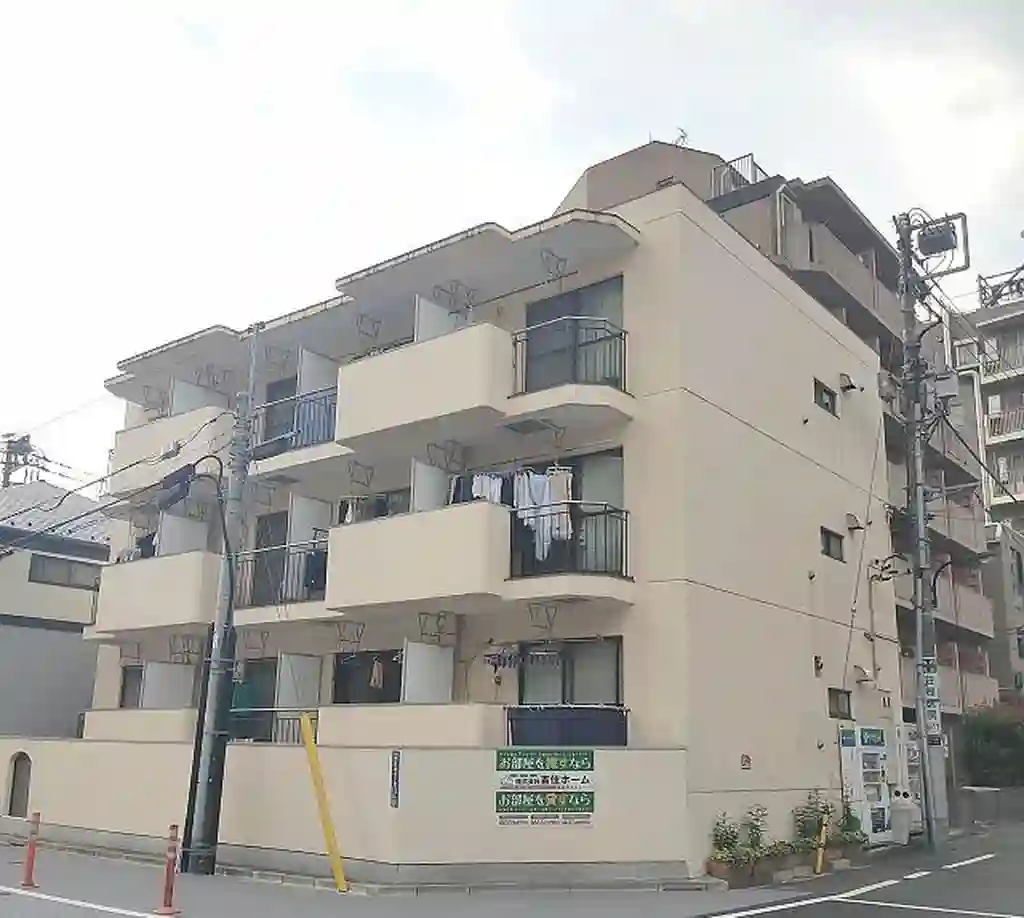 アベイユ西新宿 外観