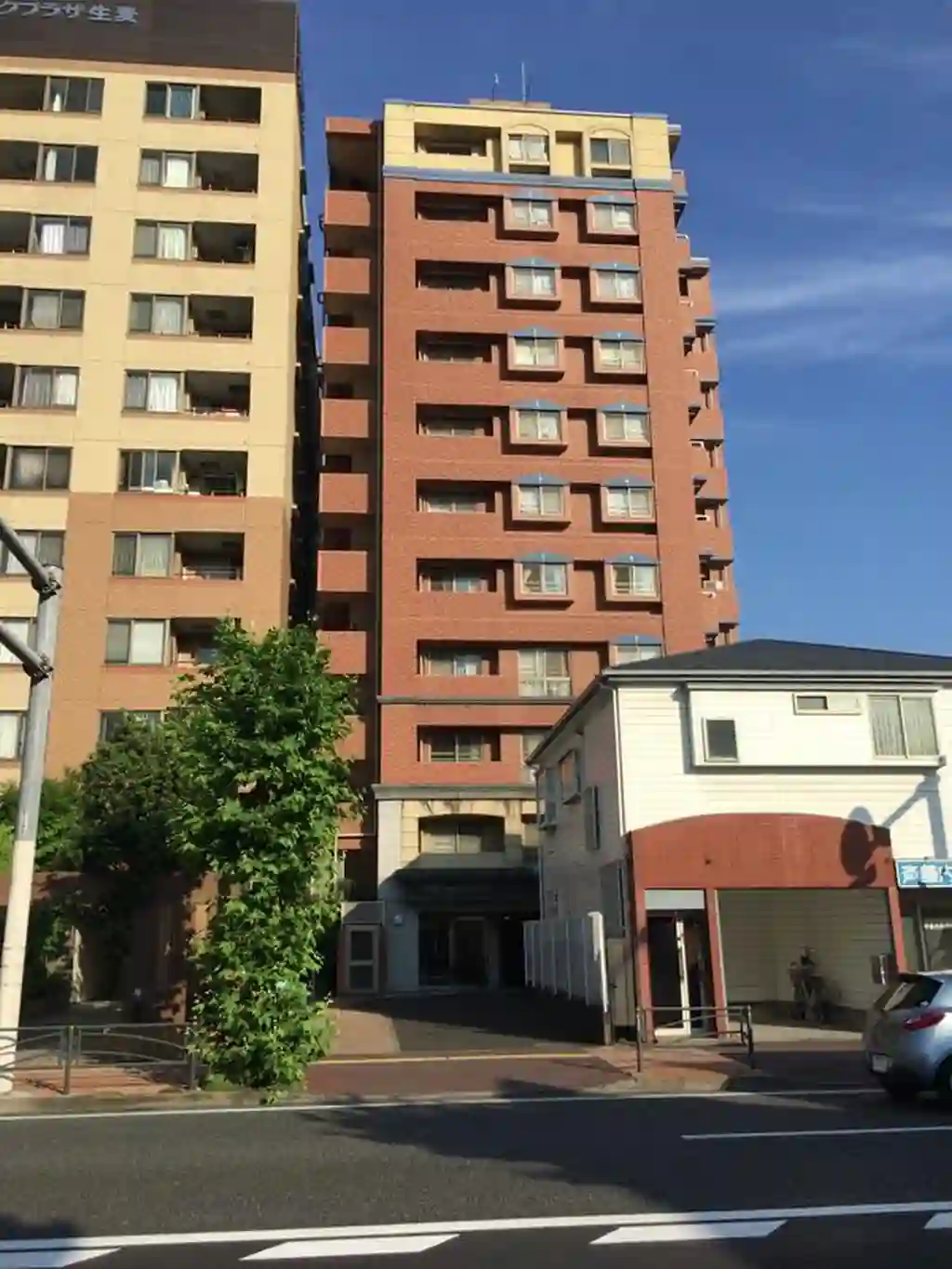 リブゼ横浜クレインポート 外観