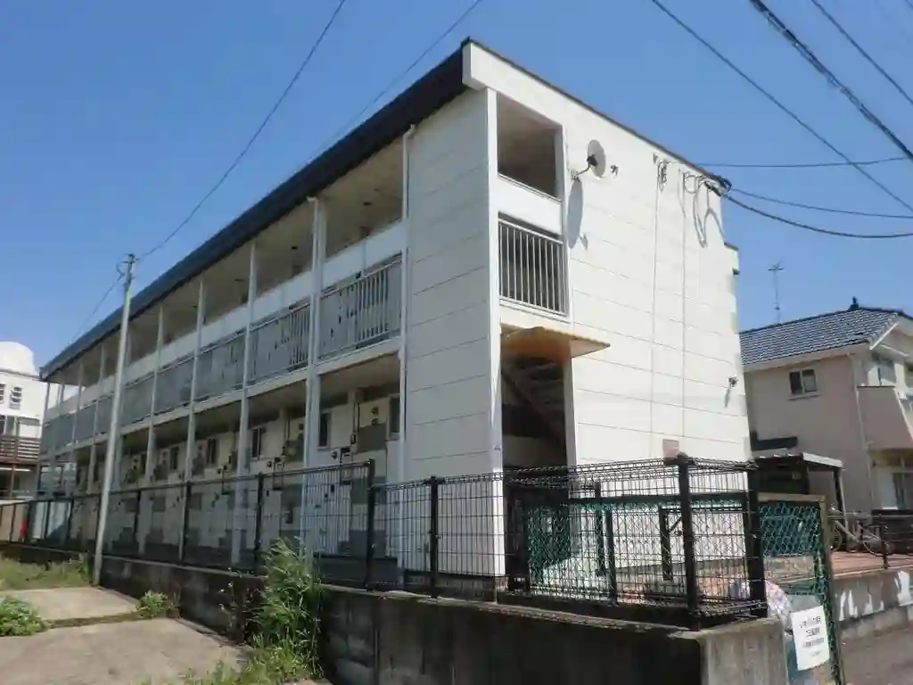 レオパレスメルベーユ 外観