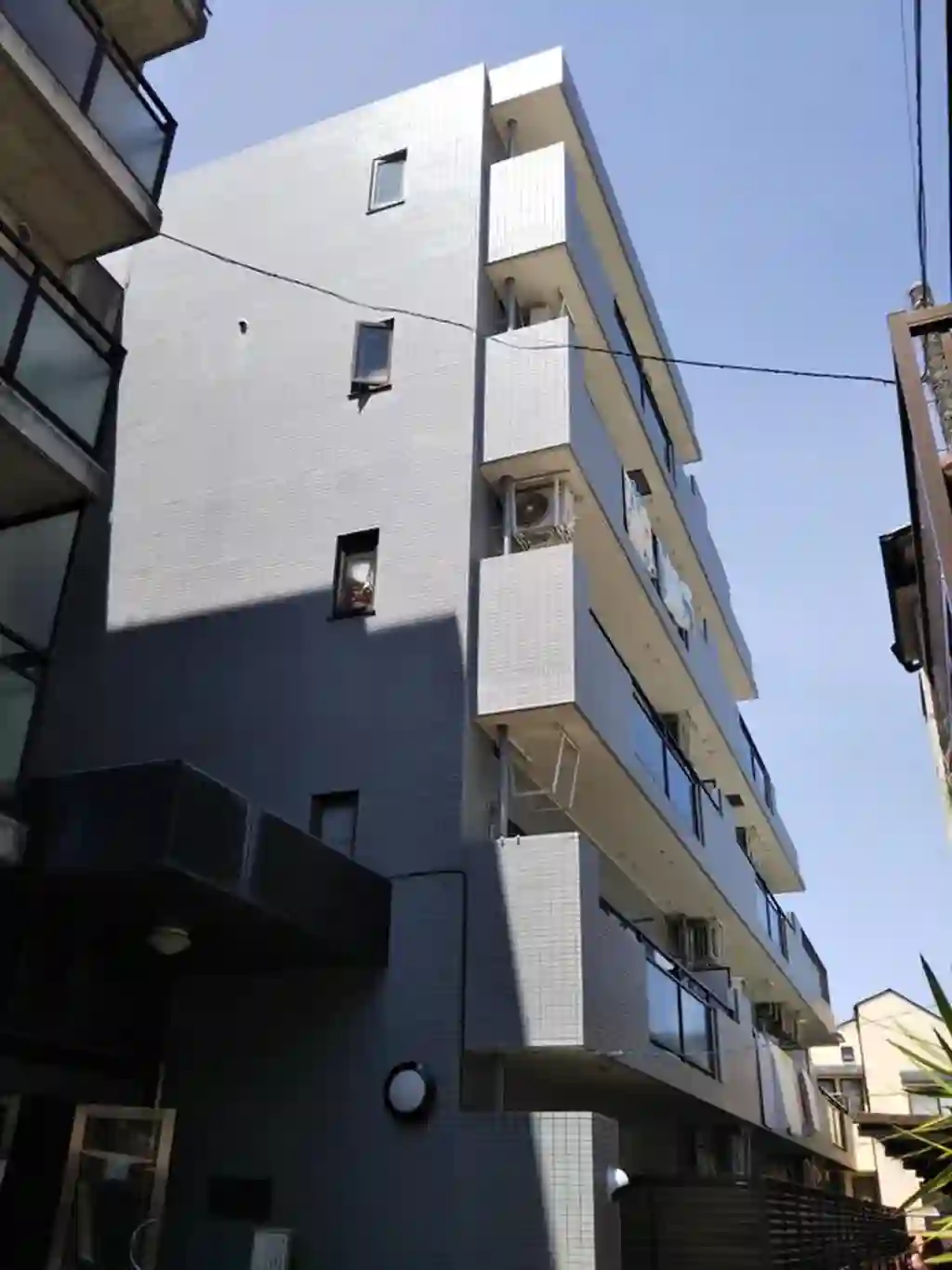 クレール・ド・ジュール 外観