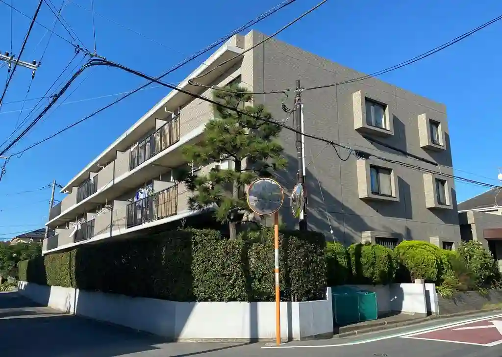 パインヒルズ 外観