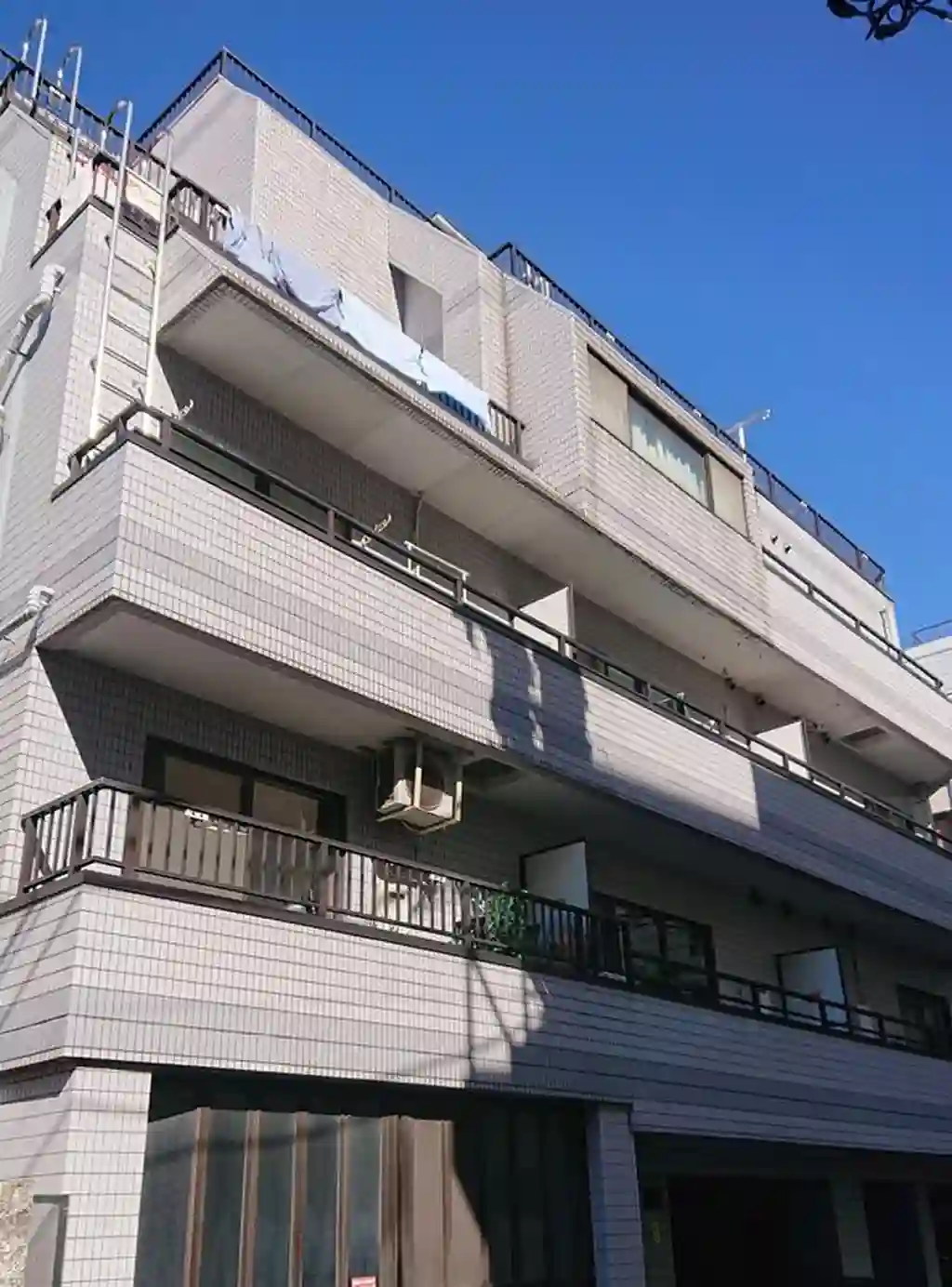 IB2 外観