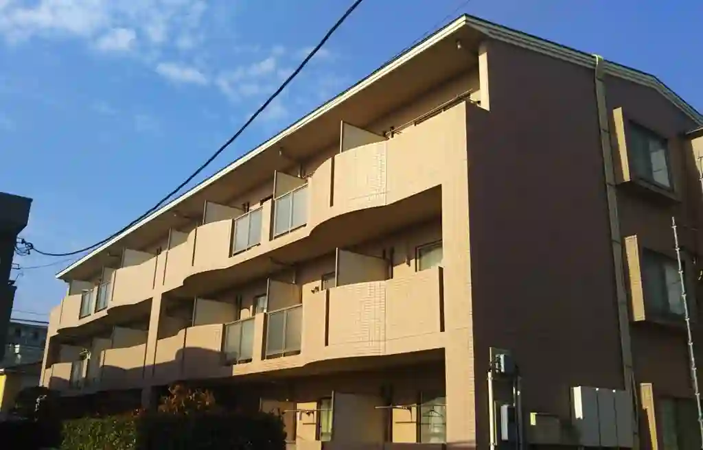 プレシャスファースト 外観