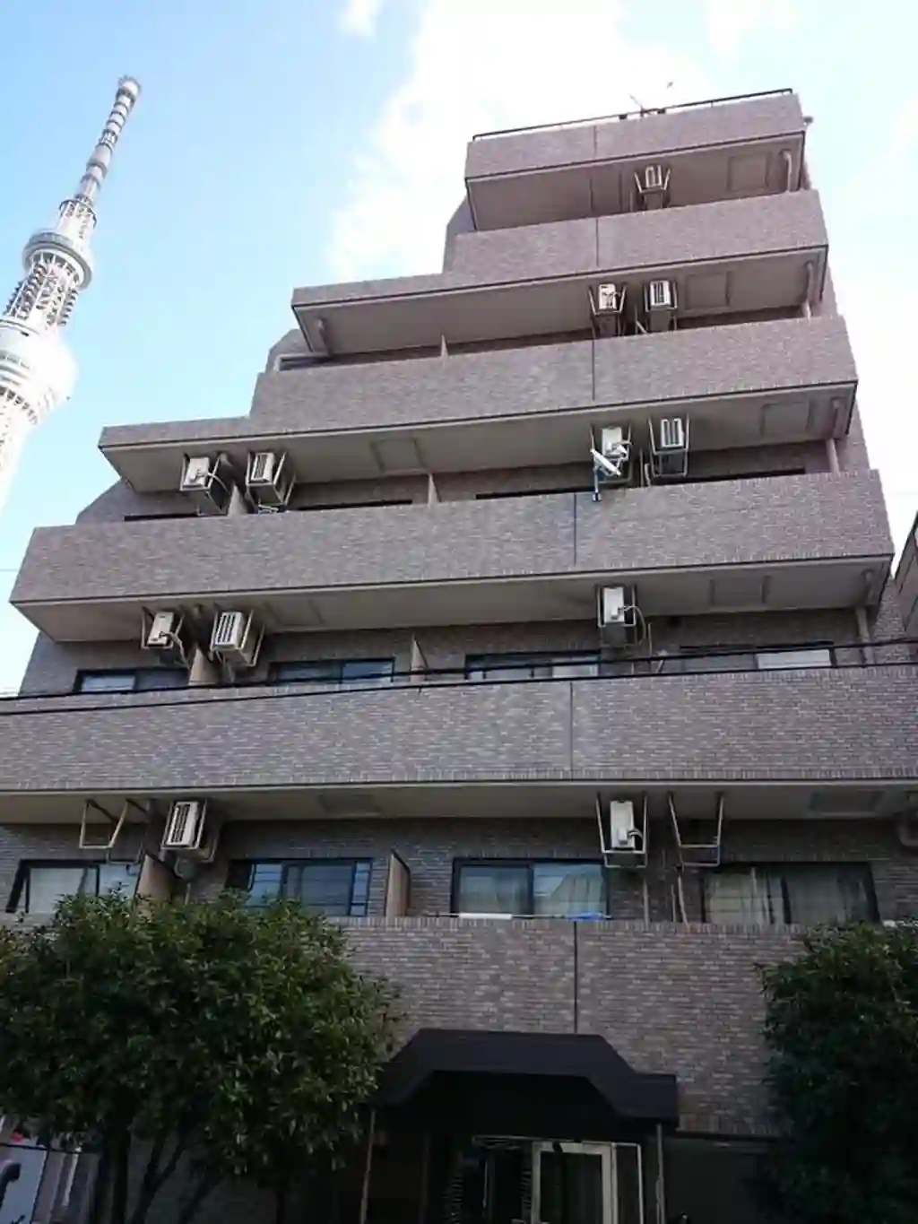 ライオンズマンション東駒形 外観