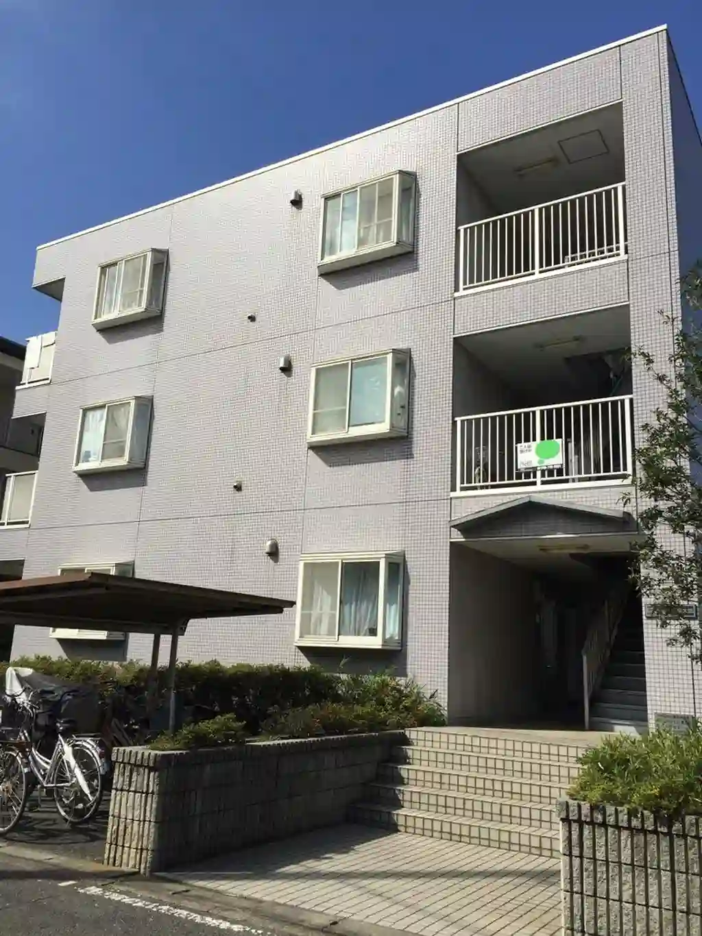 パルテール東大宮 外観