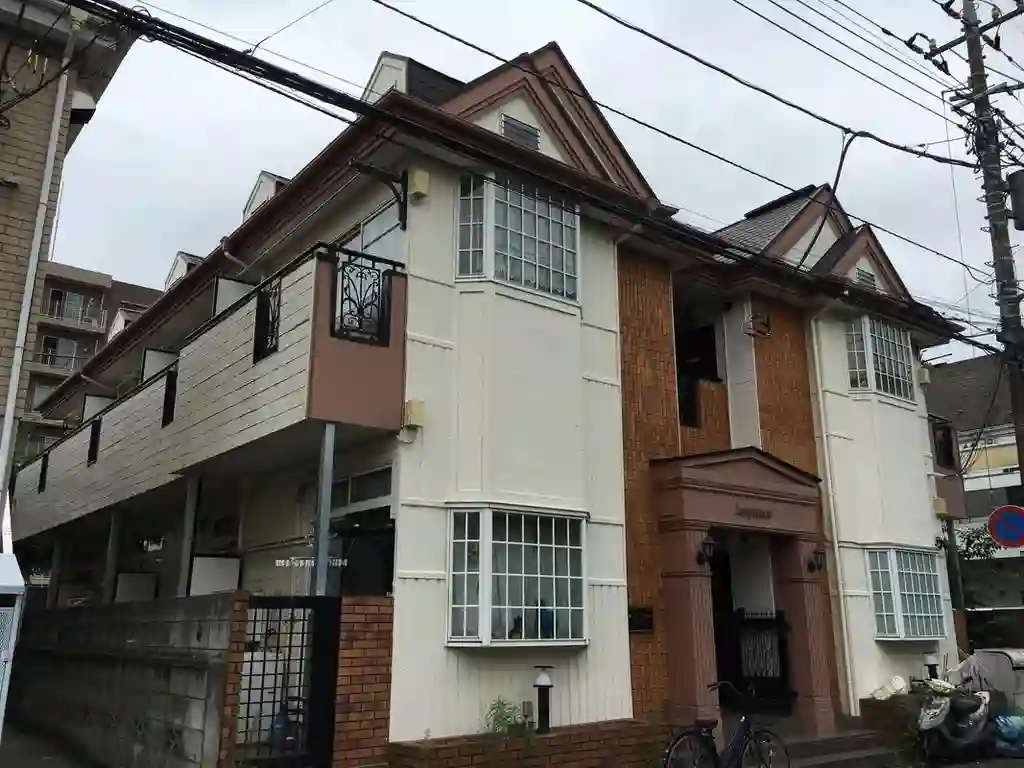 フラットミワ 外観