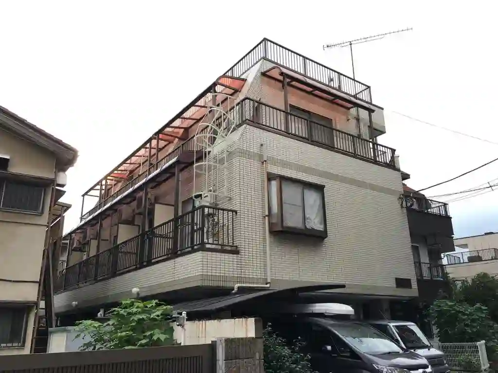 オートゥヴィールII 外観