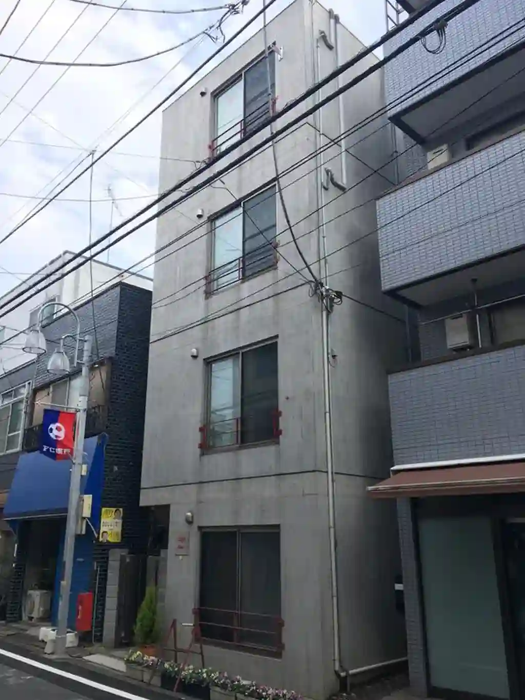 Lightone 外観
