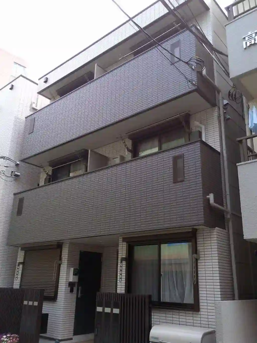 グローリッチ 外観