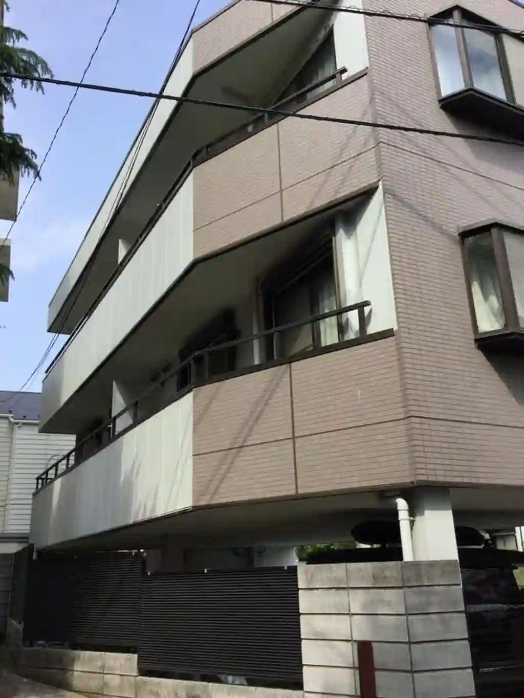 クローバーハウス 外観